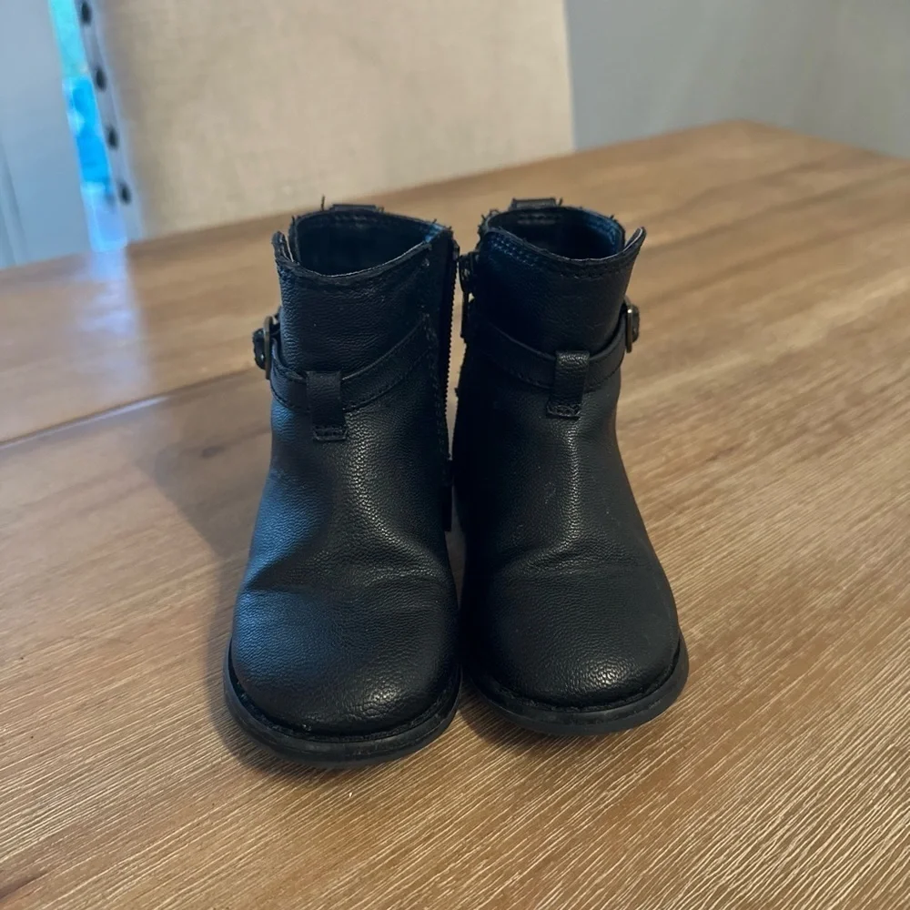 Baby Gap black boots baby girl boots size 7